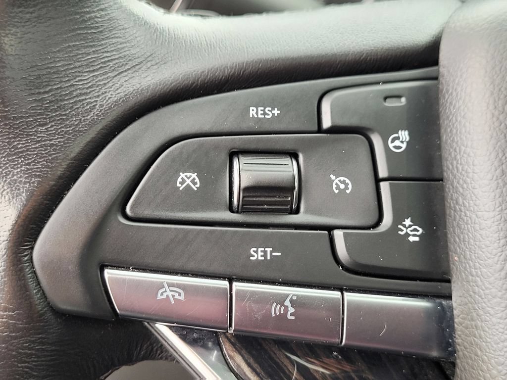 Used 2023 Cadillac XT6 Premium Luxury FWD image 26