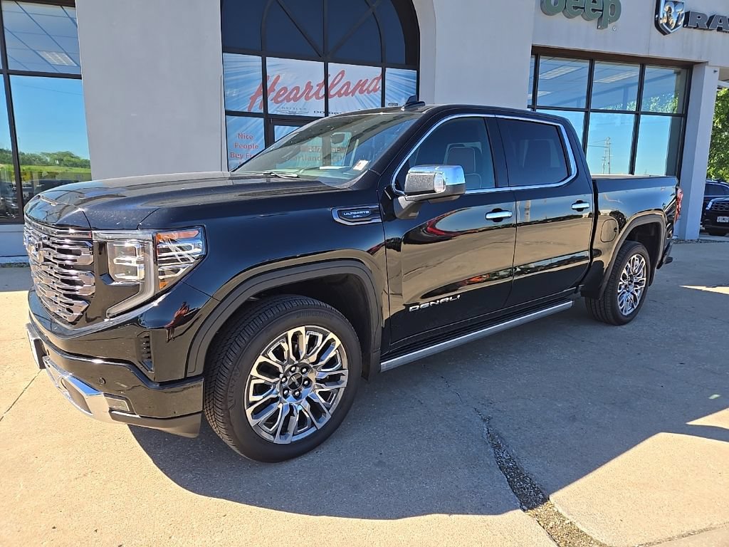 Used 2026 GMC Sierra 1500 Denali Ultimate AWD/4WD image 4