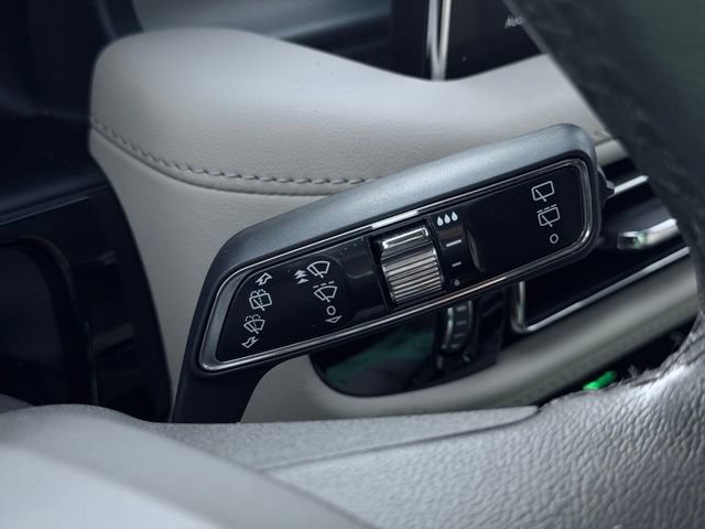 Certified 2023 Lincoln Nautilus AWD w/ Premium Package image 31