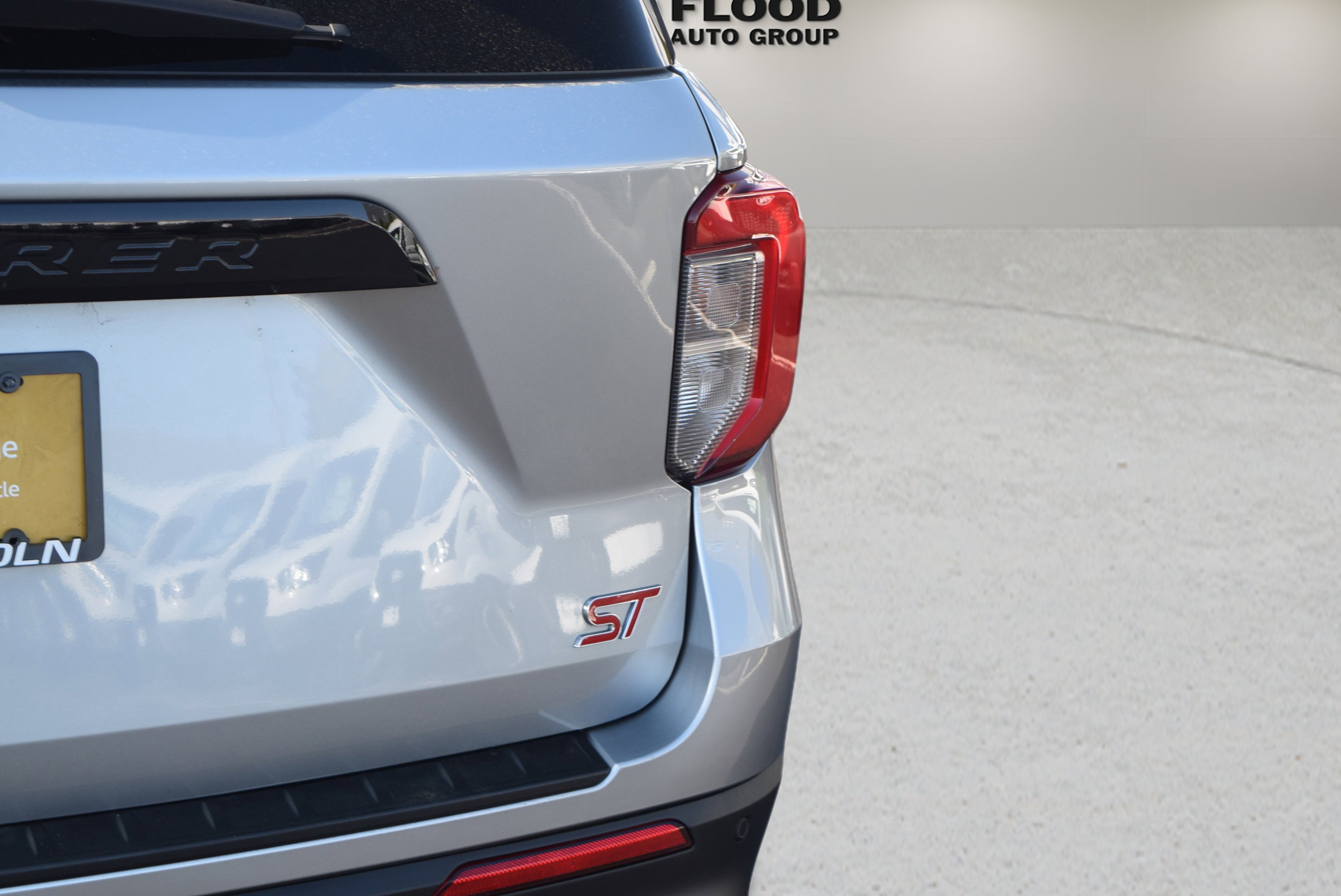 Certified 2024 Ford Explorer ST w/ Equipment Group 401A AWD/4WD image 6