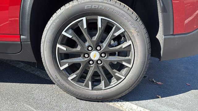 New 2026 Chevrolet Traverse LT w/ Sun and Wheel Package FWD image 10