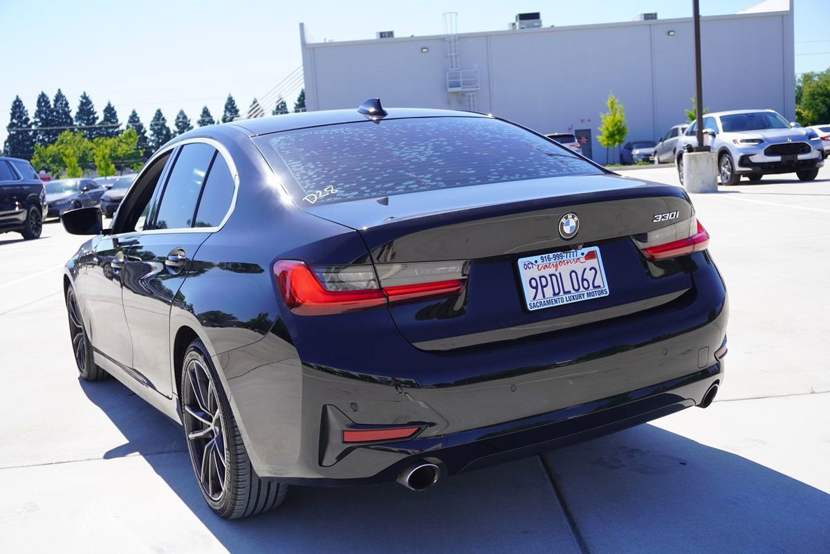 Used 2021 BMW 330i Sedan RWD image 12