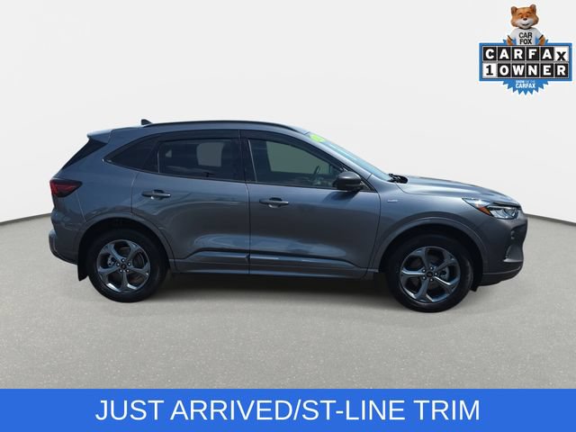 Used 2024 Ford Escape ST-Line w/ Tech Pack #1 AWD/4WD image 4