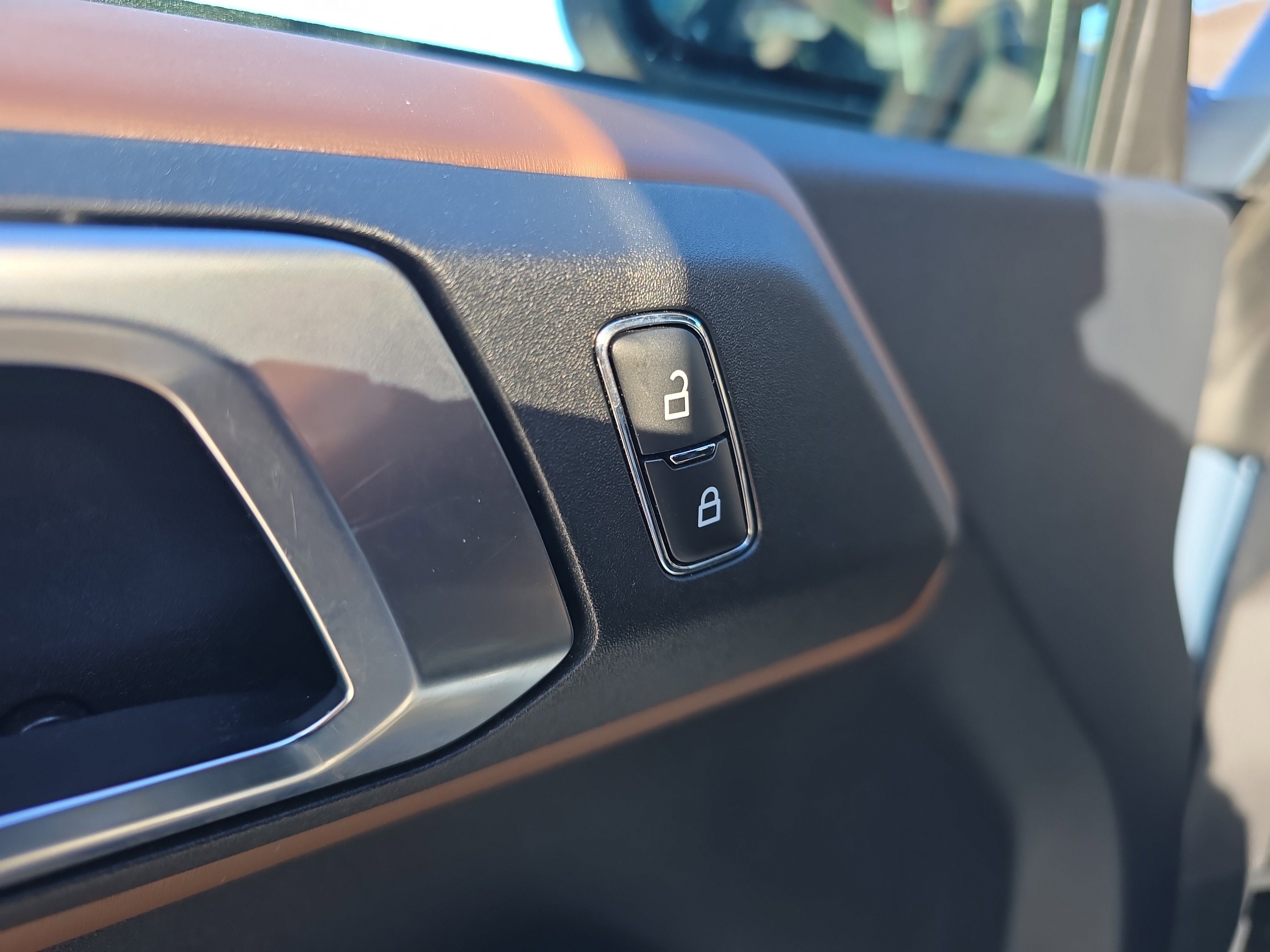 Used 2023 Ford Bronco Outer Banks image 18