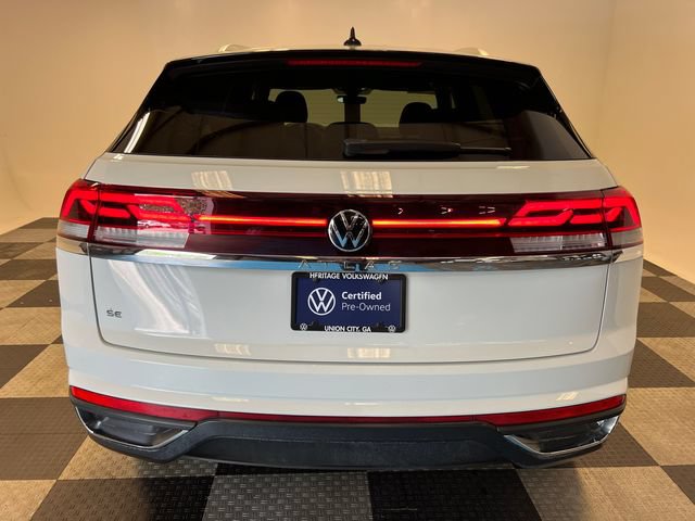 Certified 2024 Volkswagen Atlas Cross Sport SE FWD image 4