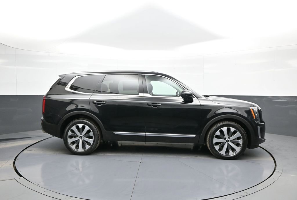 Certified 2022 Kia Telluride EX w/ EX Premium Package image 5