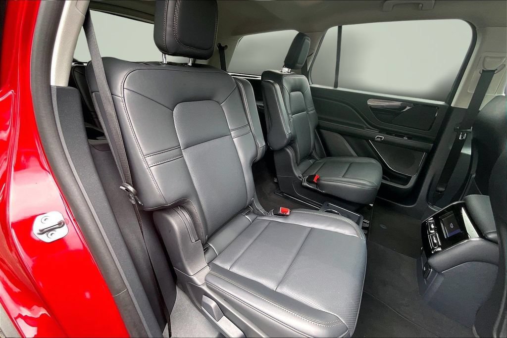 Used 2026 Lincoln Aviator 2WD image 27