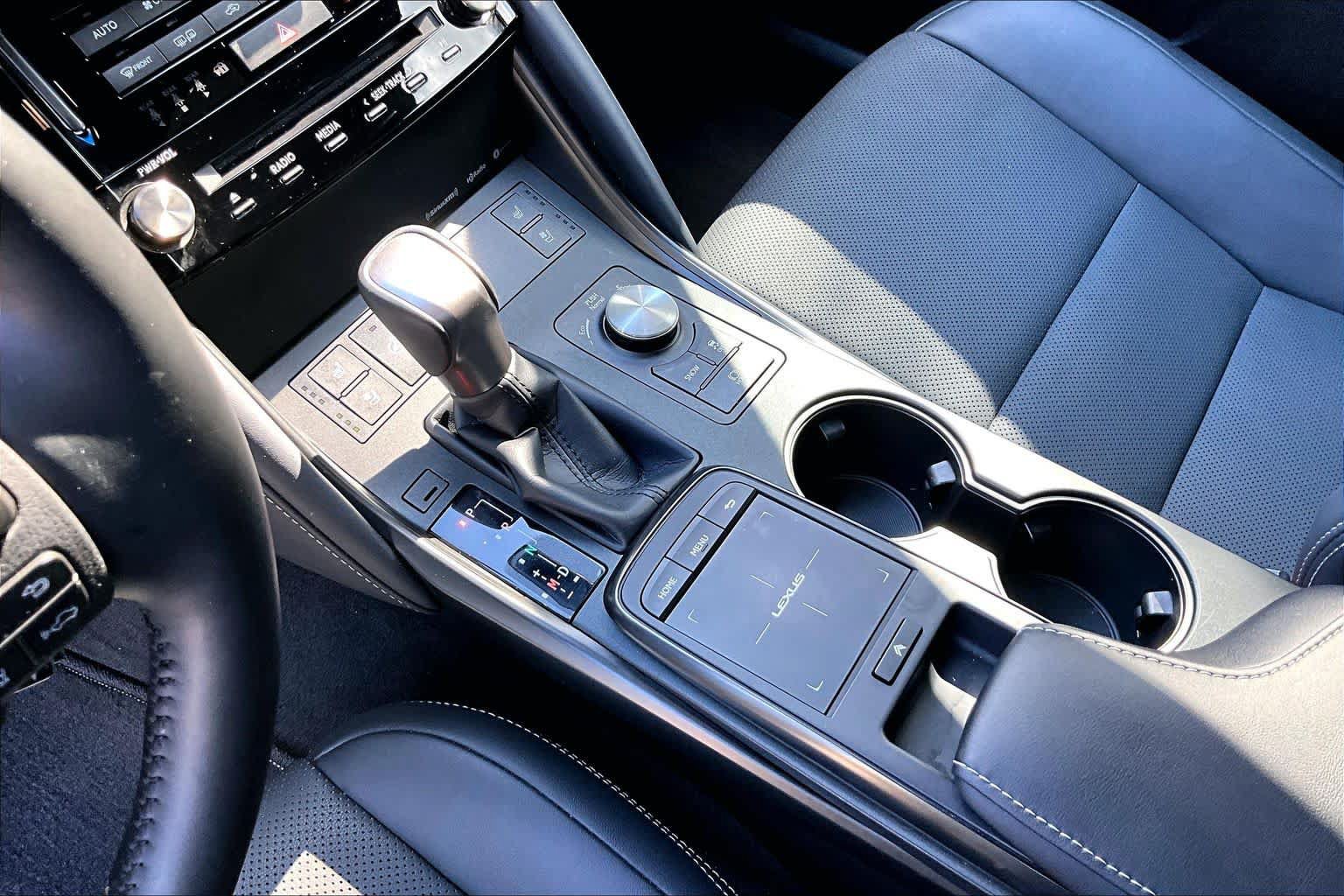 Used 2025 Lexus IS 300 w/ Premium Package RWD image 17