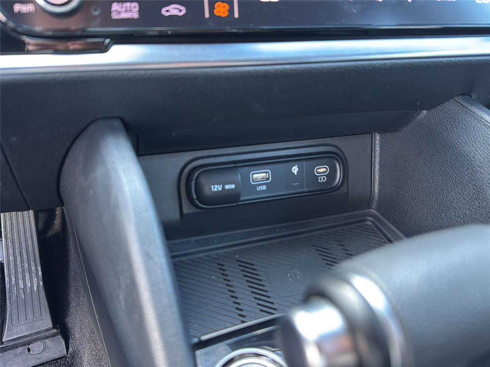 Used 2023 Kia Sportage EX image 22