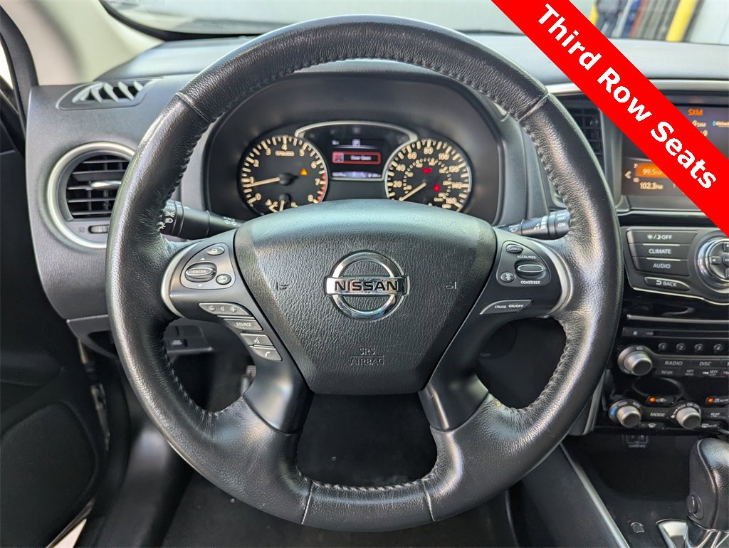 Used 2020 Nissan Pathfinder SV image 20