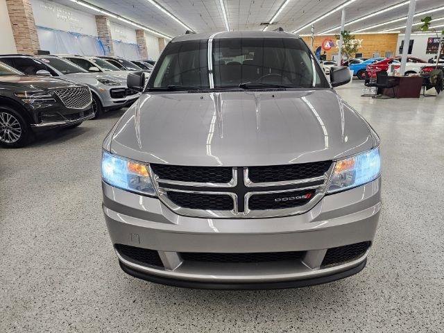 Used 2018 Dodge Journey SE w/ Connectivity Group image 2