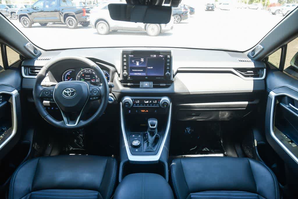 Used 2022 Toyota RAV4 XSE AWD/4WD image 14