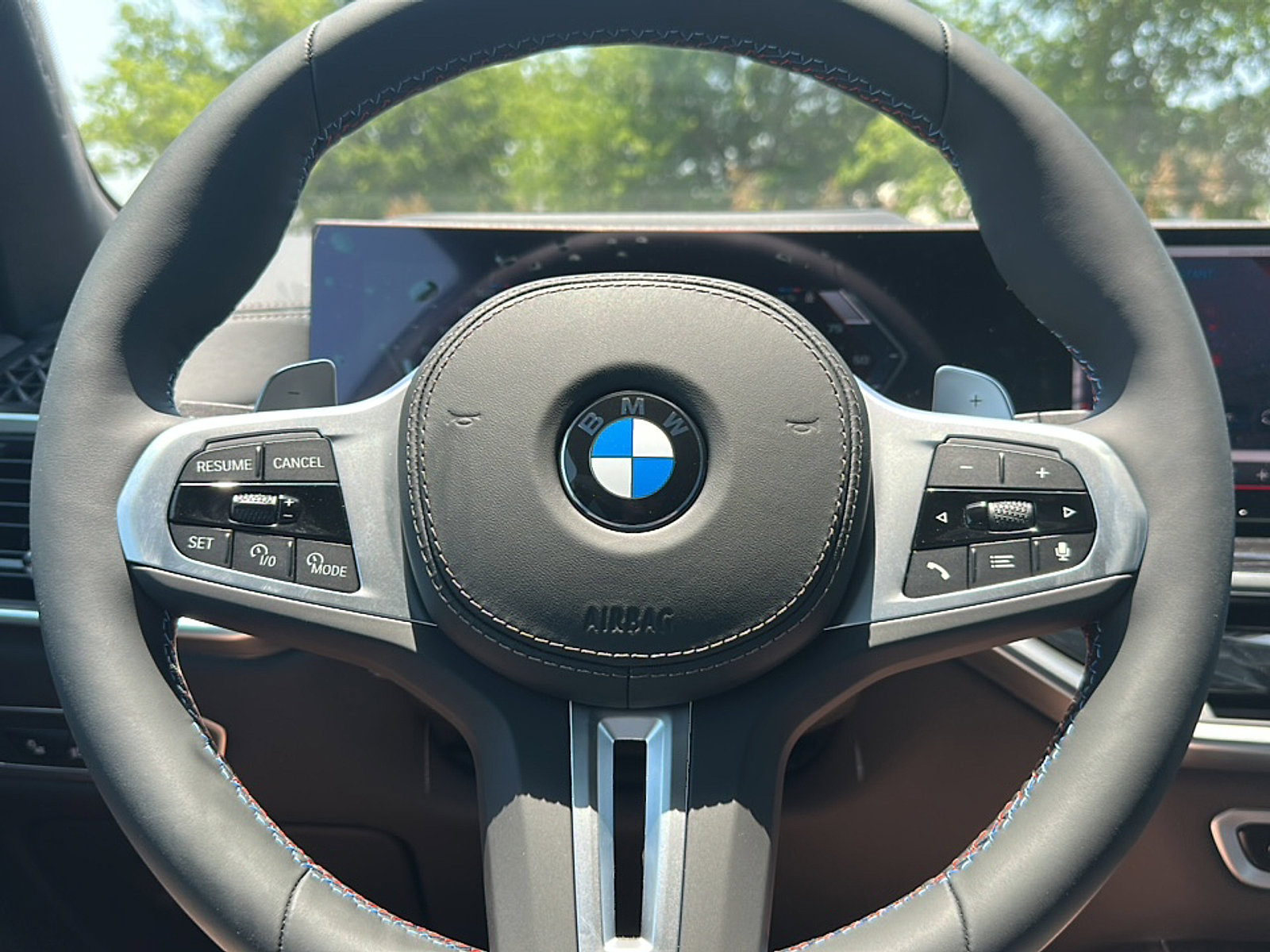 New 2026 BMW X7 M60i image 17