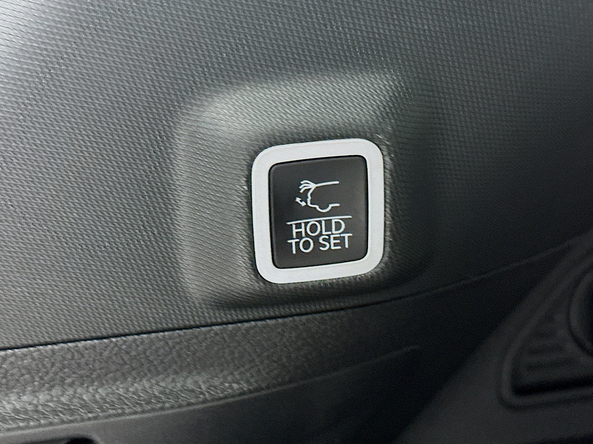 Used 2024 Jeep Grand Cherokee Summit AWD/4WD image 32
