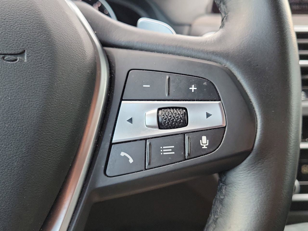 Used 2020 BMW X3 sDrive30i w/ Convenience Package image 32