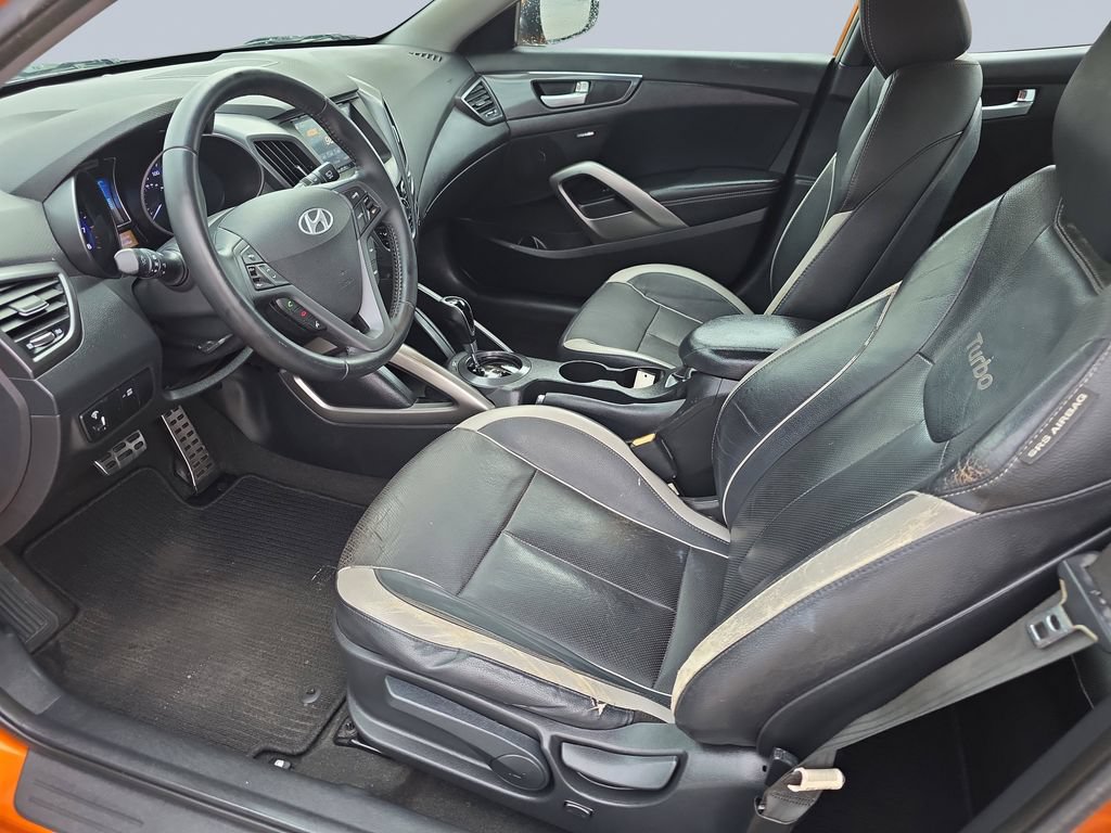 Used 2013 Hyundai Veloster Turbo FWD image 40