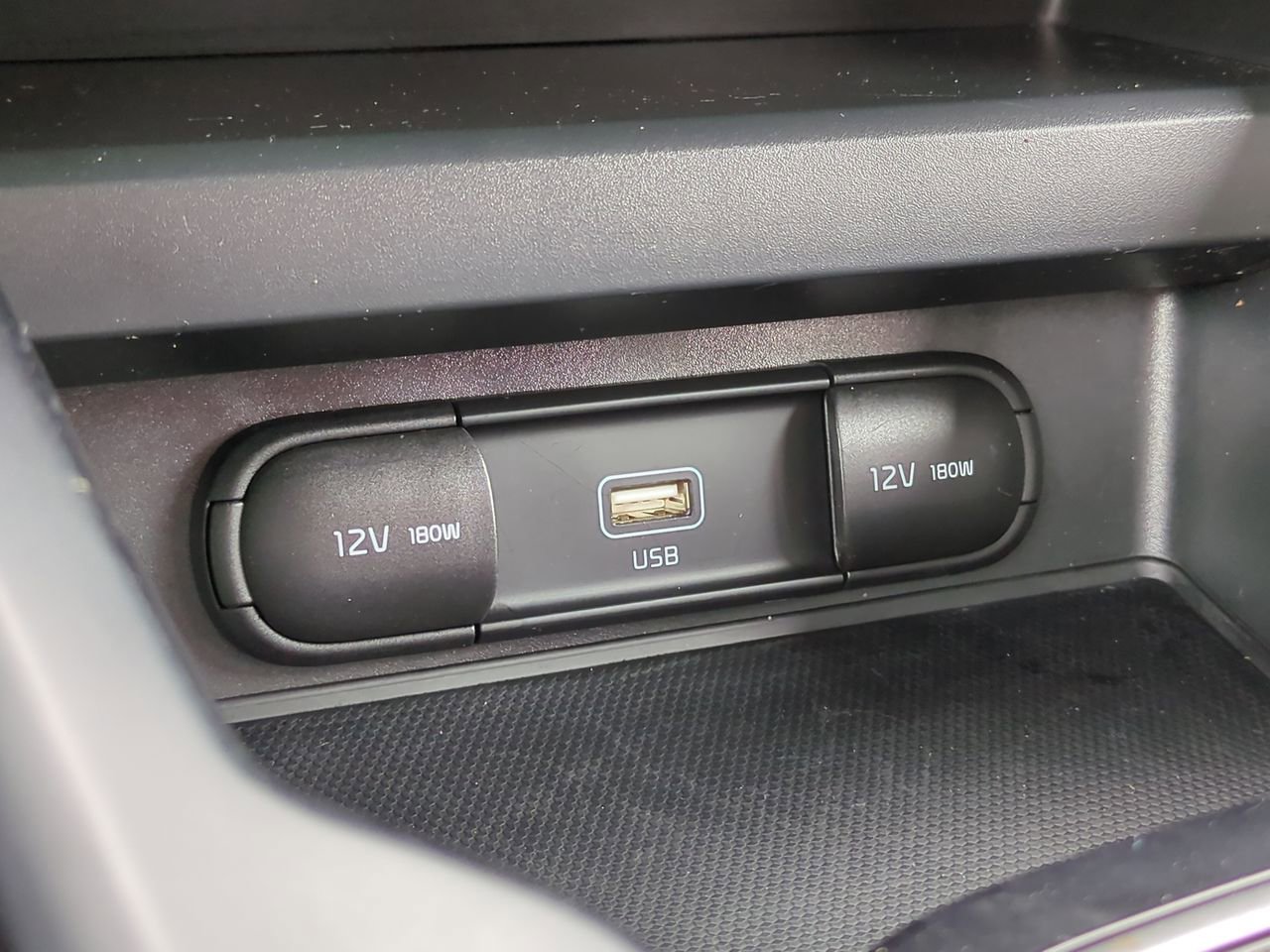Certified 2021 Kia Soul LX FWD image 21