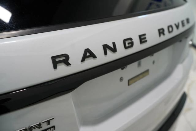 Used 2022 Land Rover Range Rover Sport HSE Dynamic AWD/4WD image 11