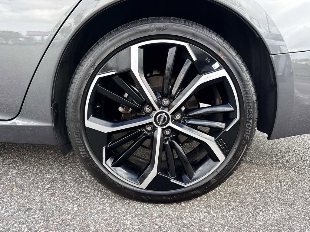 Certified 2025 Nissan Altima 2.5 SR FWD image 10