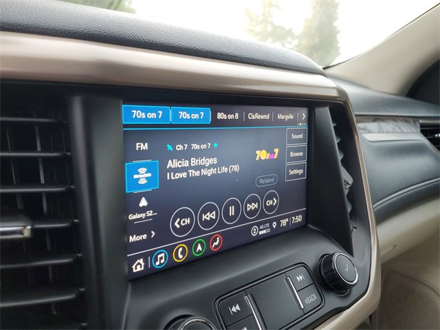 Used 2021 GMC Acadia Denali w/ Denali Technology Package image 18