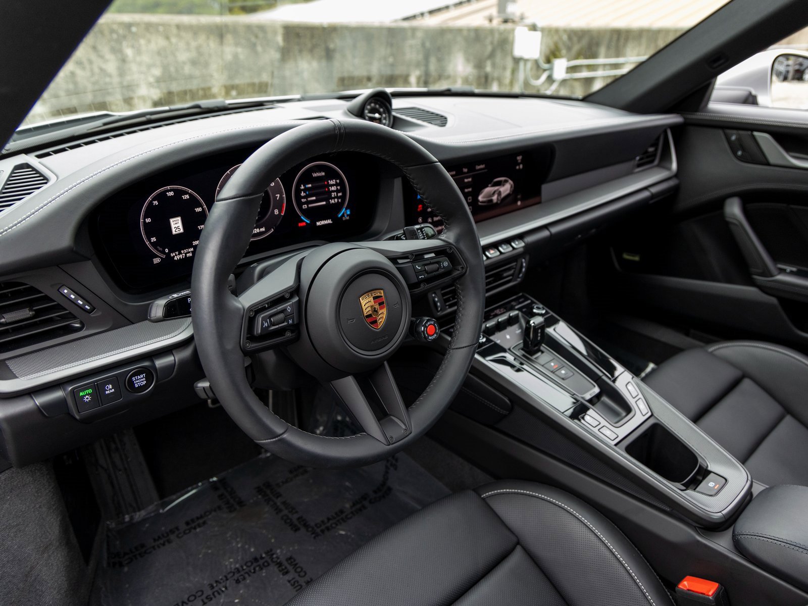 Certified 2025 Porsche 911 Carrera image 4