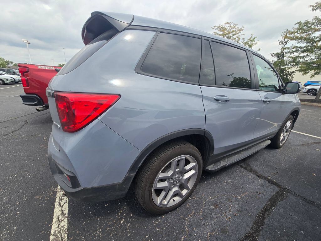Used 2025 Honda Passport EX-L image 8