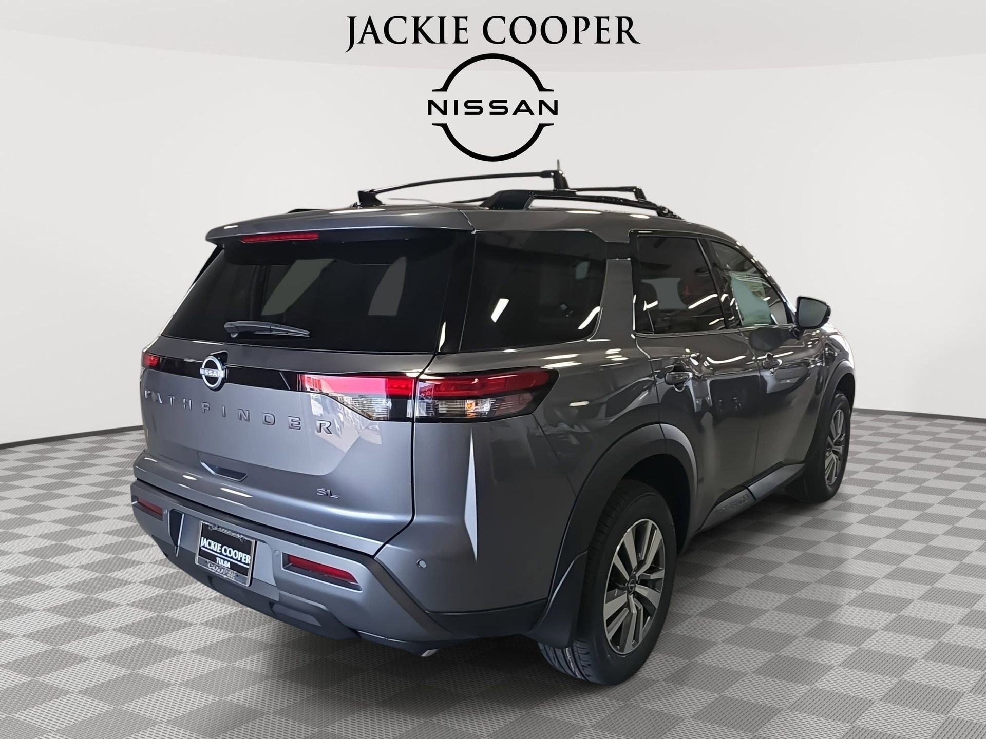 New 2026 Nissan Pathfinder SL image 5