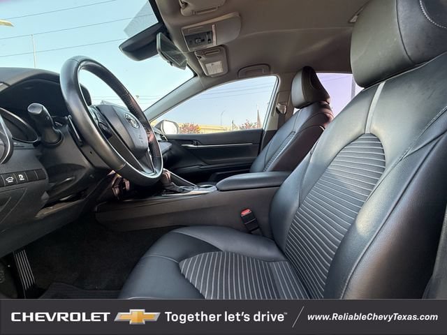 Used 2023 Toyota Camry SE FWD image 27