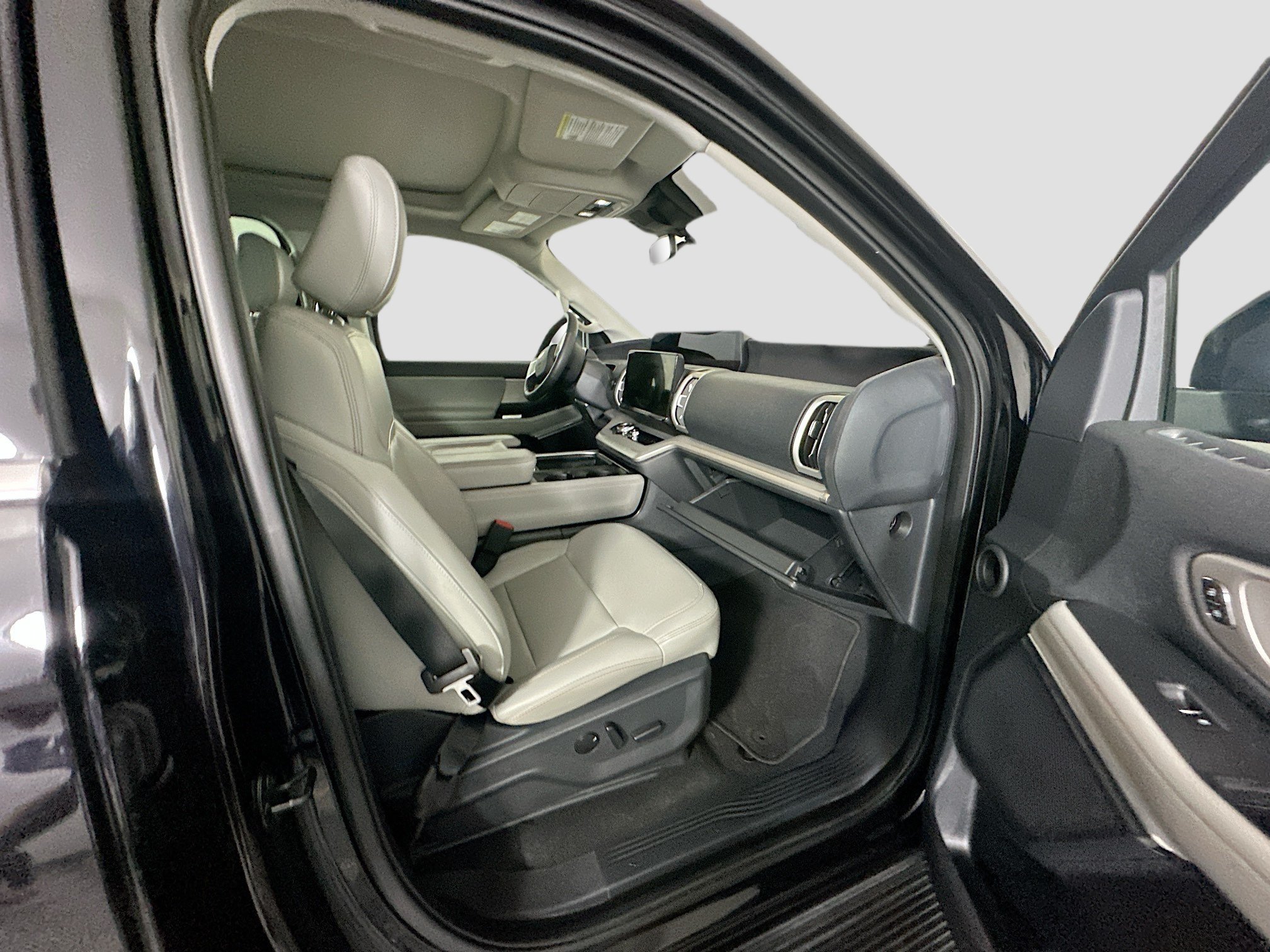 Used 2025 Ford Expedition Max Active RWD image 34