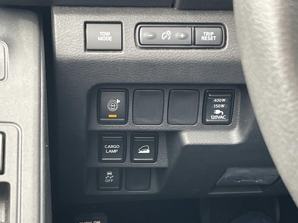 Used 2023 Nissan Frontier SV w/ SV Convenience Package image 23