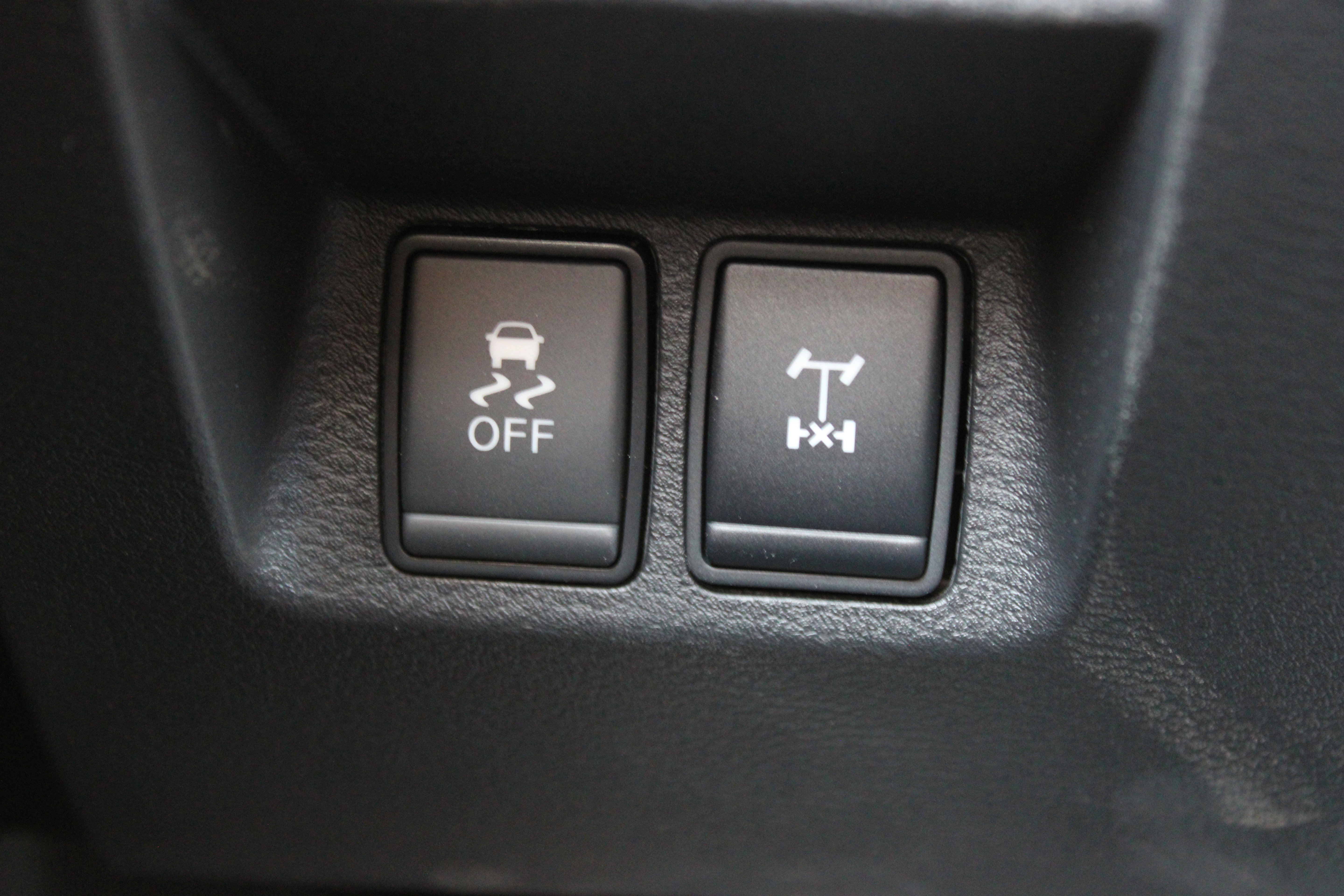 Certified 2025 Nissan Frontier PRO-4X w/ Pro Premium Package image 33