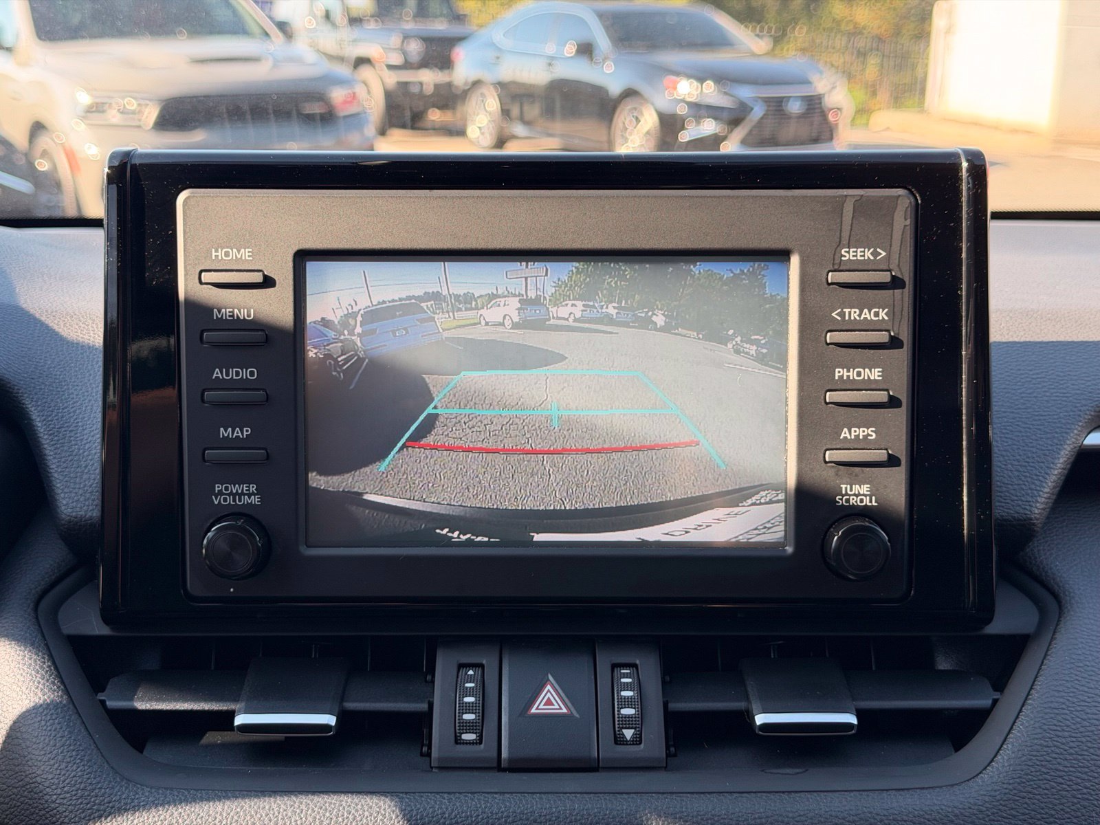 Used 2019 Toyota RAV4 XLE Premium FWD image 23