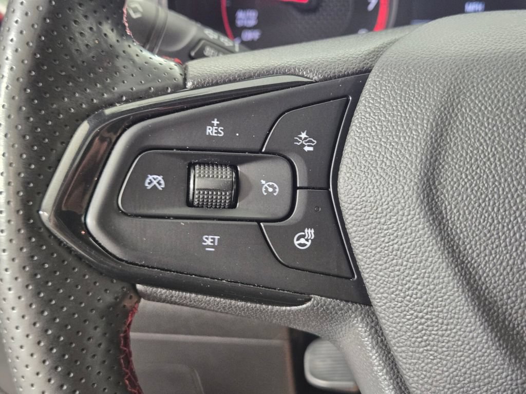 Used 2024 Chevrolet Trax RS w/ Driver Confidence Package FWD image 25