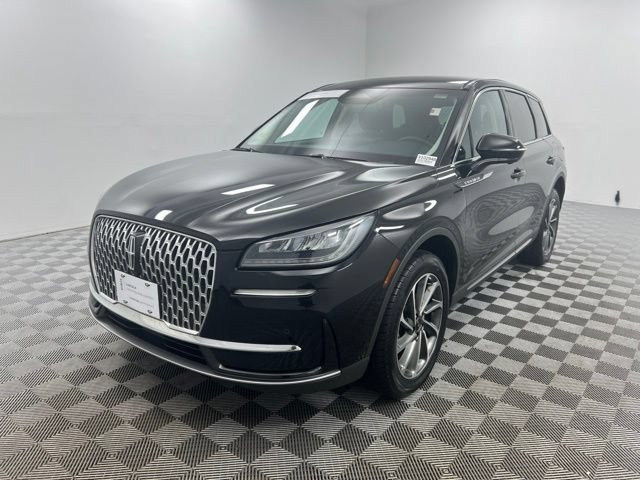 Certified 2023 Lincoln Corsair AWD w/ Equipment Group 101A image 2