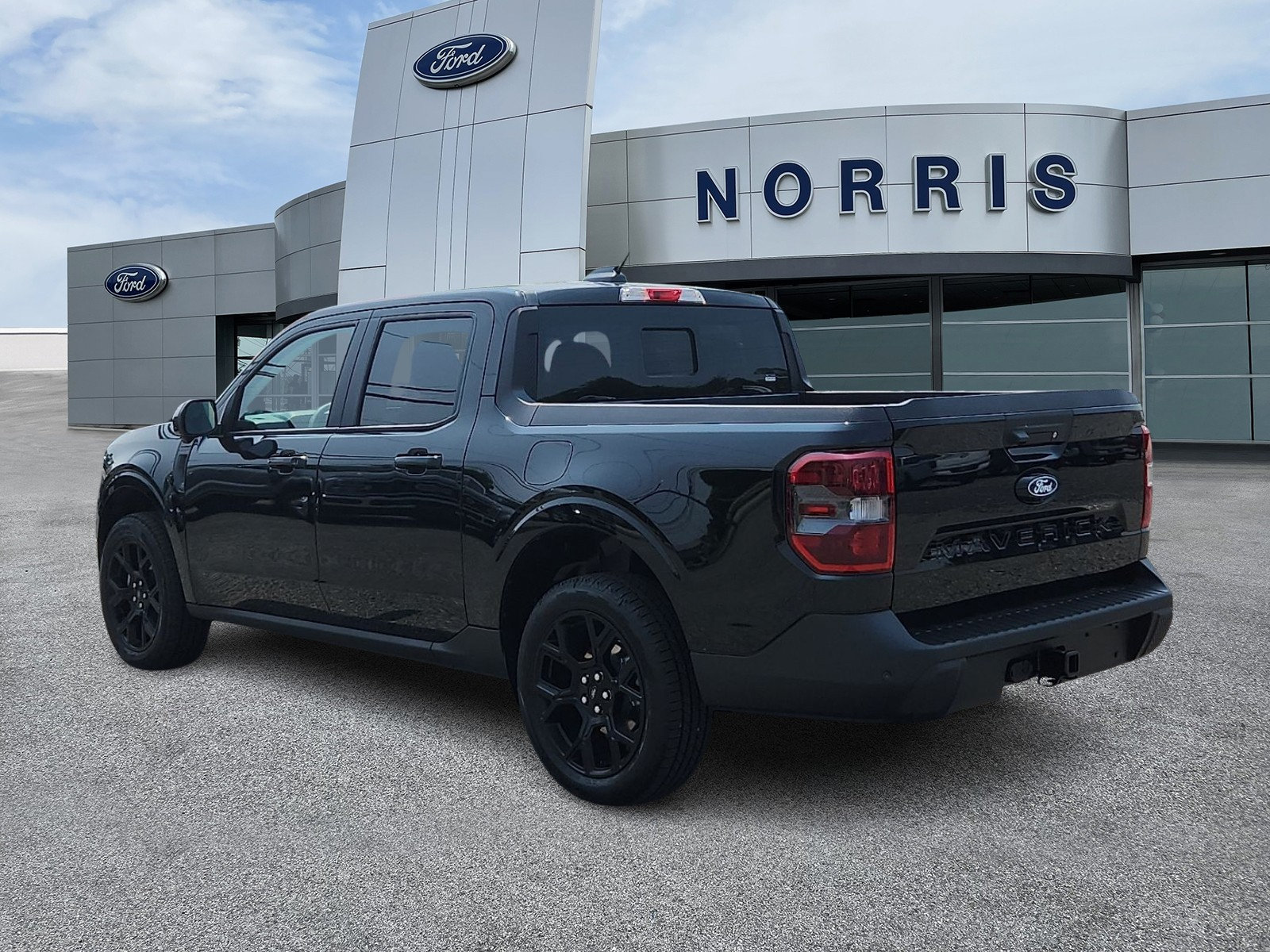 New 2026 Ford Maverick Lariat w/ Black Appearance Package AWD/4WD image 3