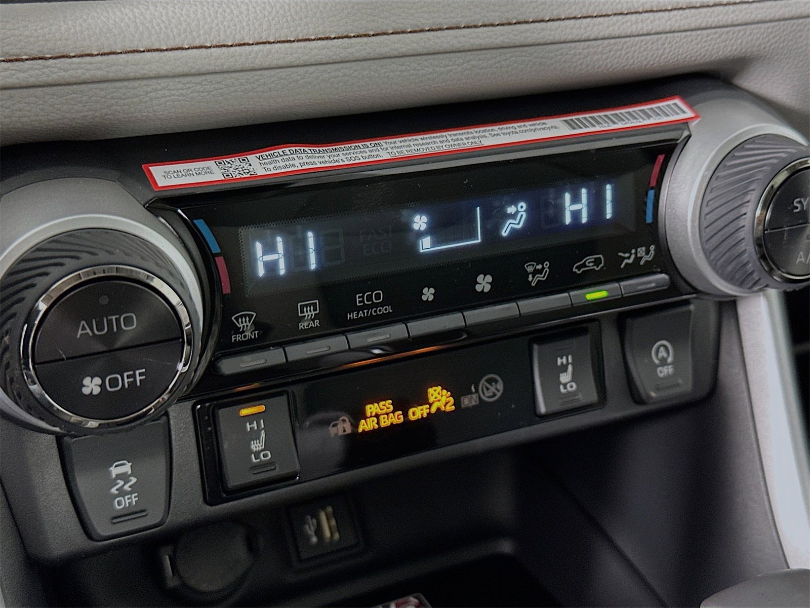 New 2025 Toyota RAV4 XLE Premium image 16