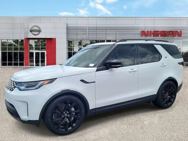 Used 2025 Land Rover Discovery S AWD/4WD image 9