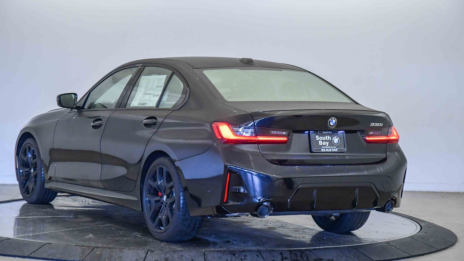 New 2026 BMW 330i Sedan w/ M Sport Package image 2