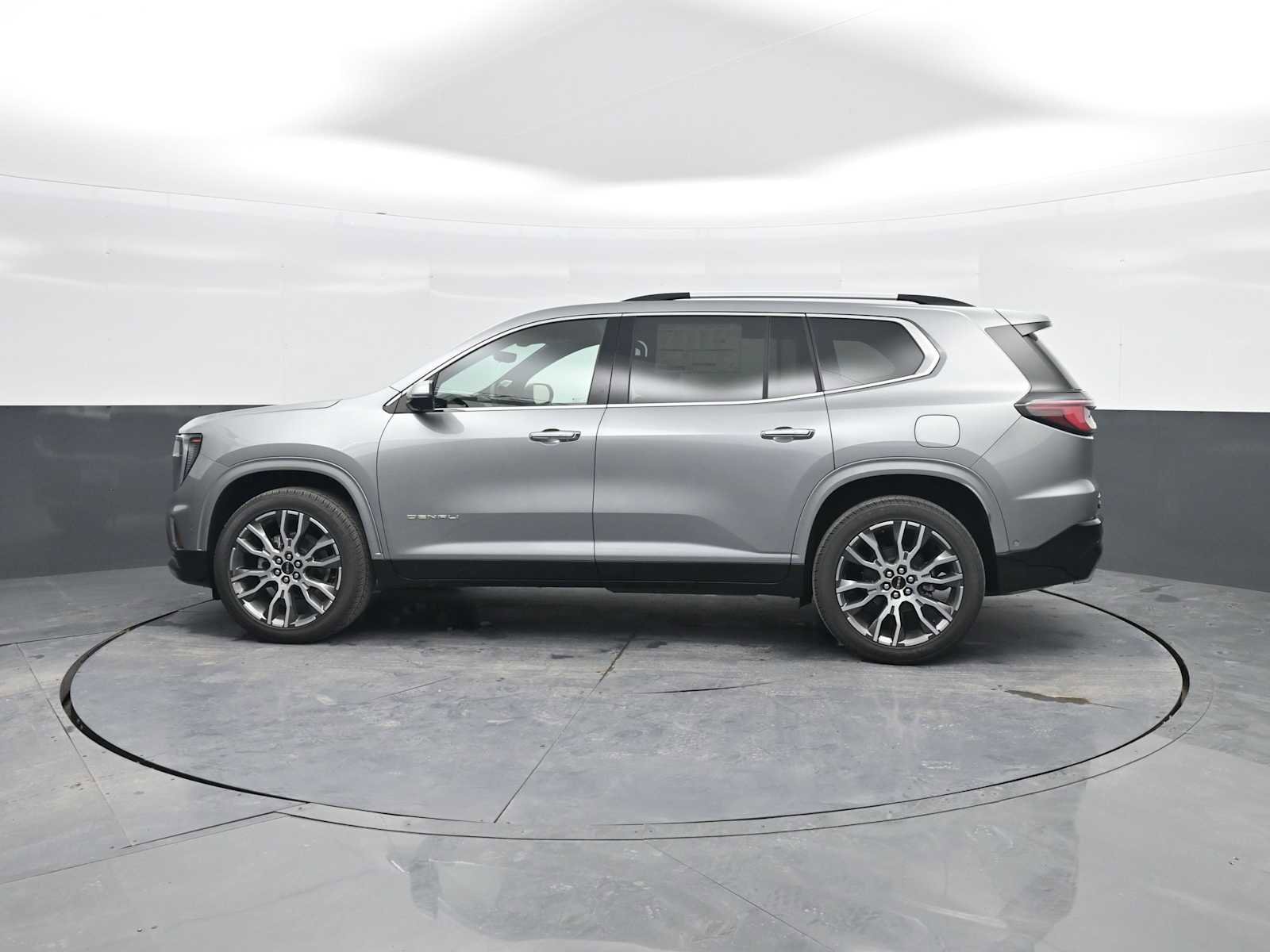 New 2026 GMC Acadia Denali Ultimate w/ LPO, Floor Liner Package image 5