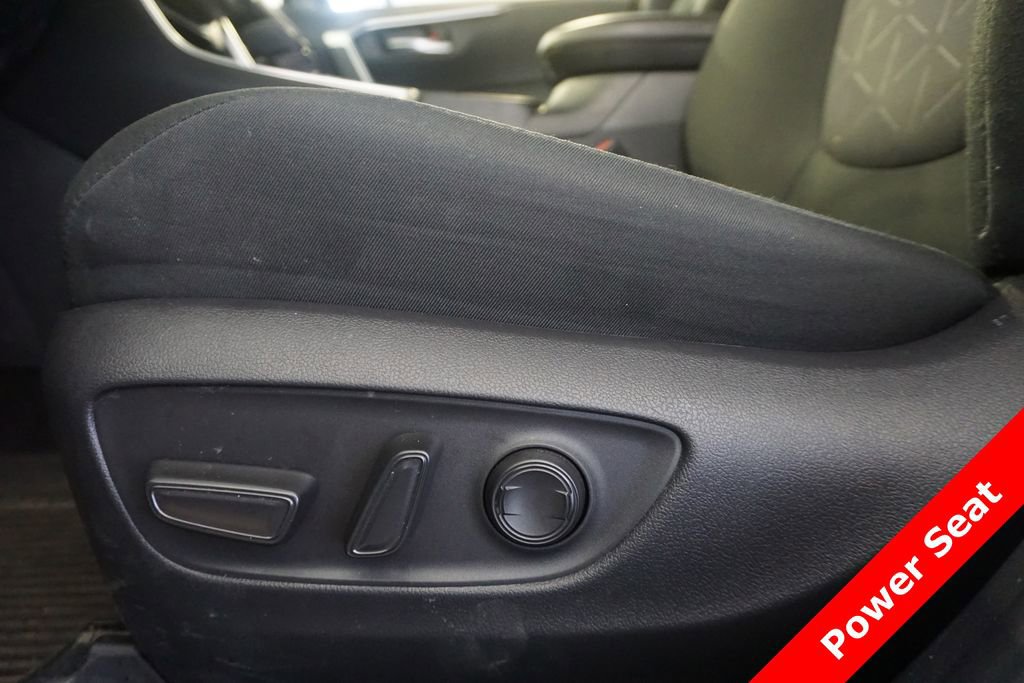 Used 2023 Toyota RAV4 XLE image 6