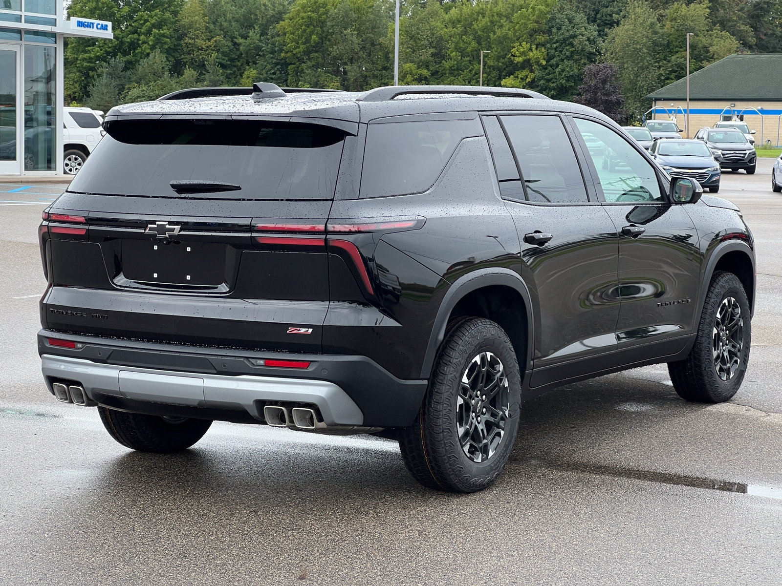 New 2027 Chevrolet Traverse Z71 w/ Driver Confidence Package AWD/4WD image 10