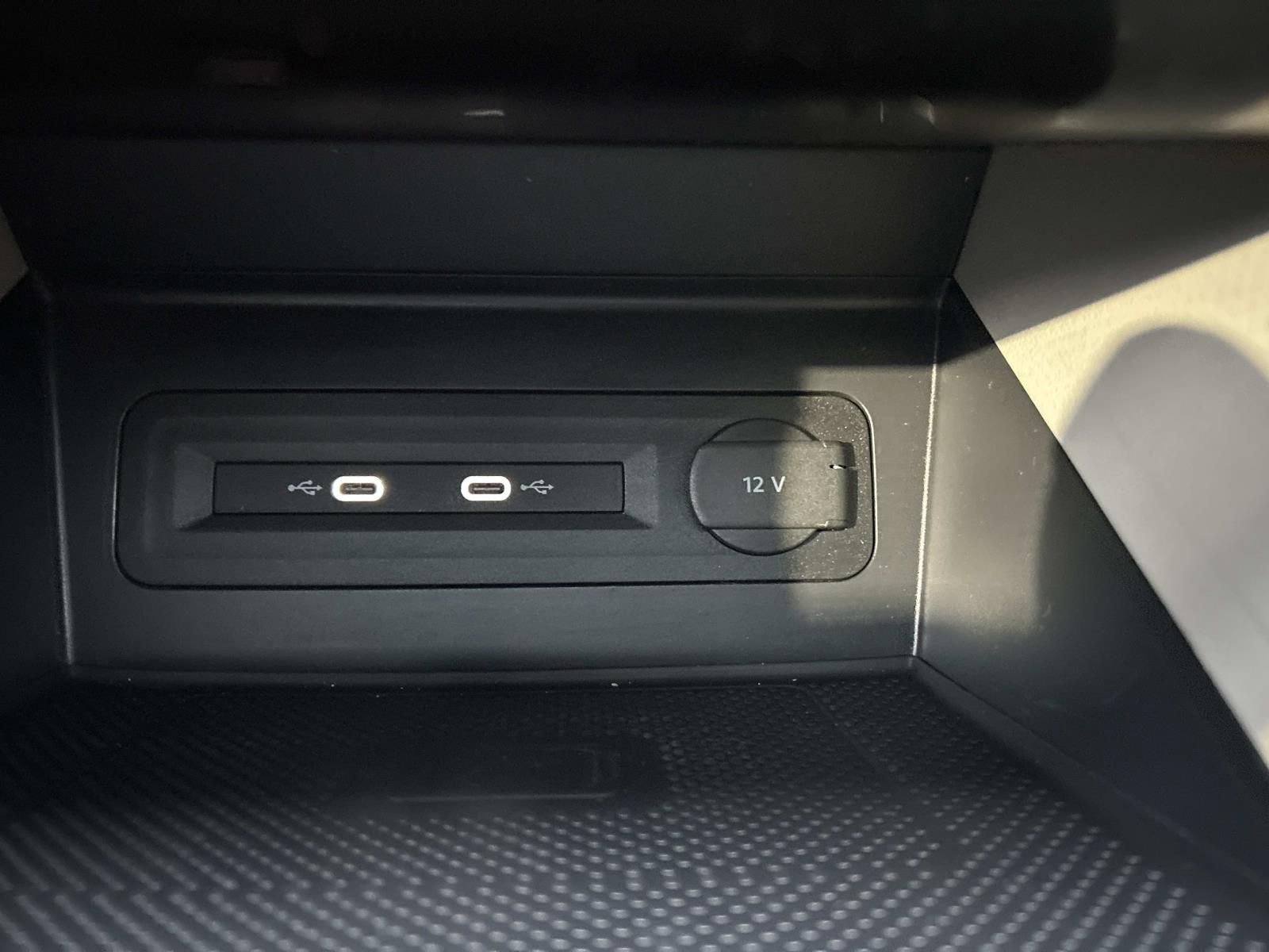 Certified 2022 Volkswagen Atlas SE image 33