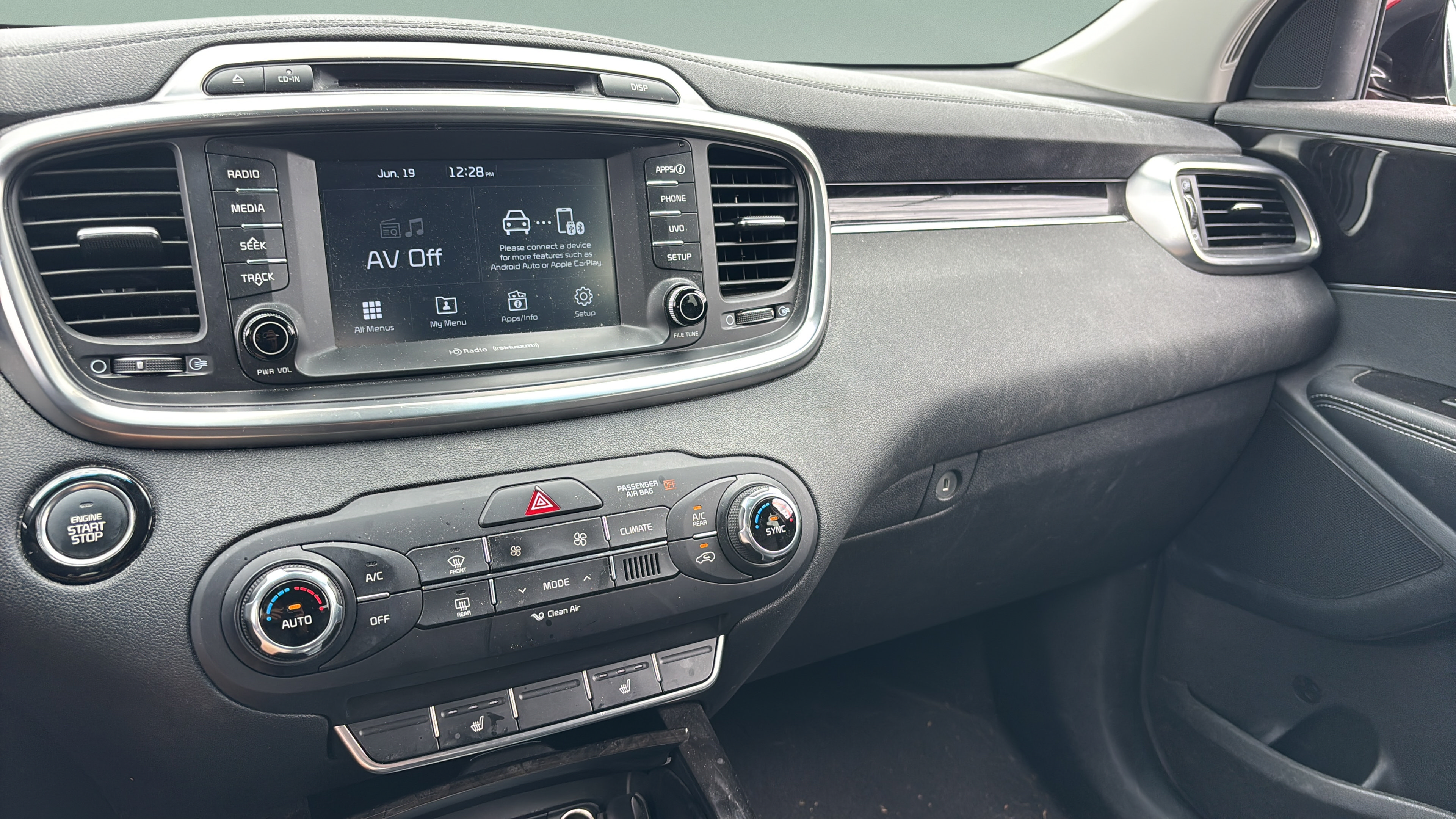 Used 2018 Kia Sorento EX w/ EX Advanced Touring Package FWD image 24
