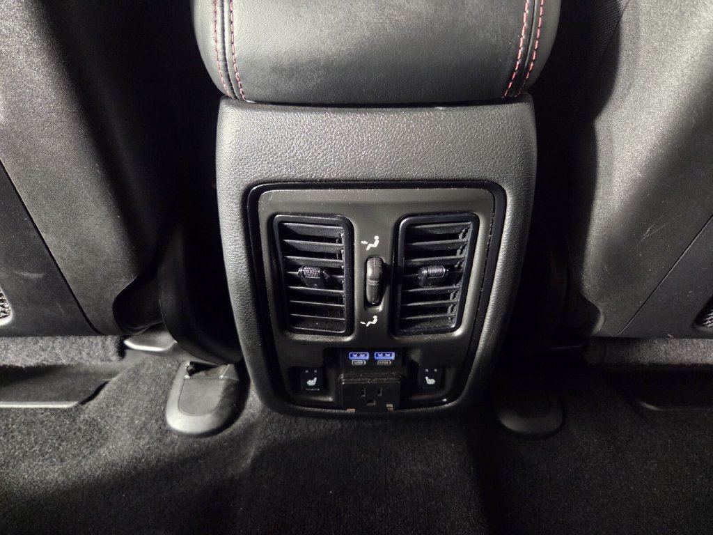 Used 2021 Dodge Durango R/T w/ Blacktop Package RWD image 28