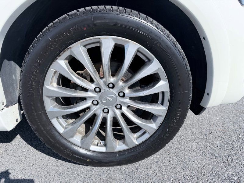 Used 2016 INFINITI QX80 4WD w/ Deluxe Technology Package image 15