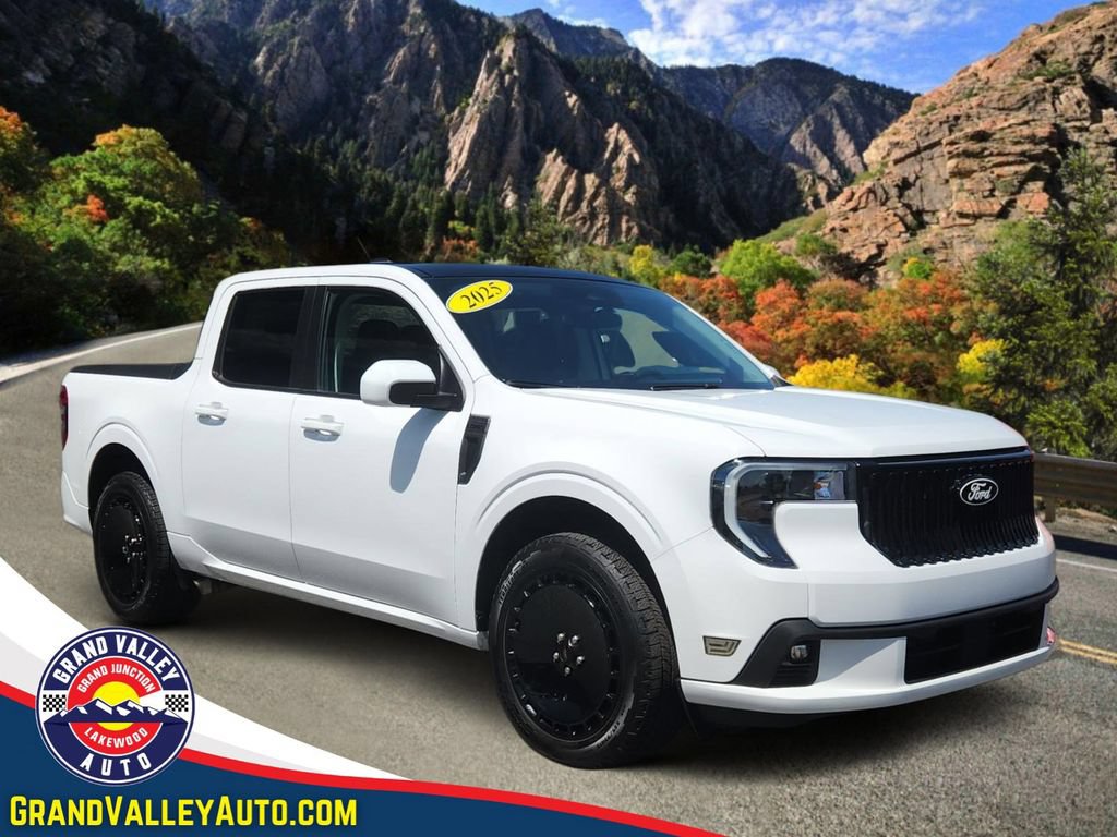 Used 2025 Ford Maverick Lobo