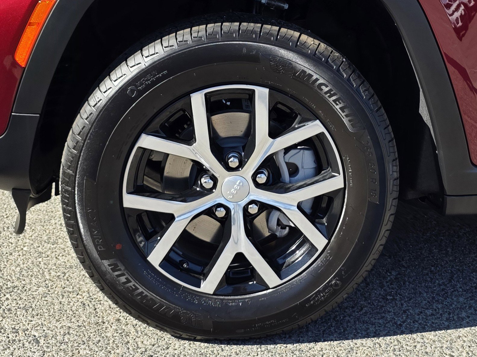 New 2025 Jeep Grand Cherokee Limited image 9