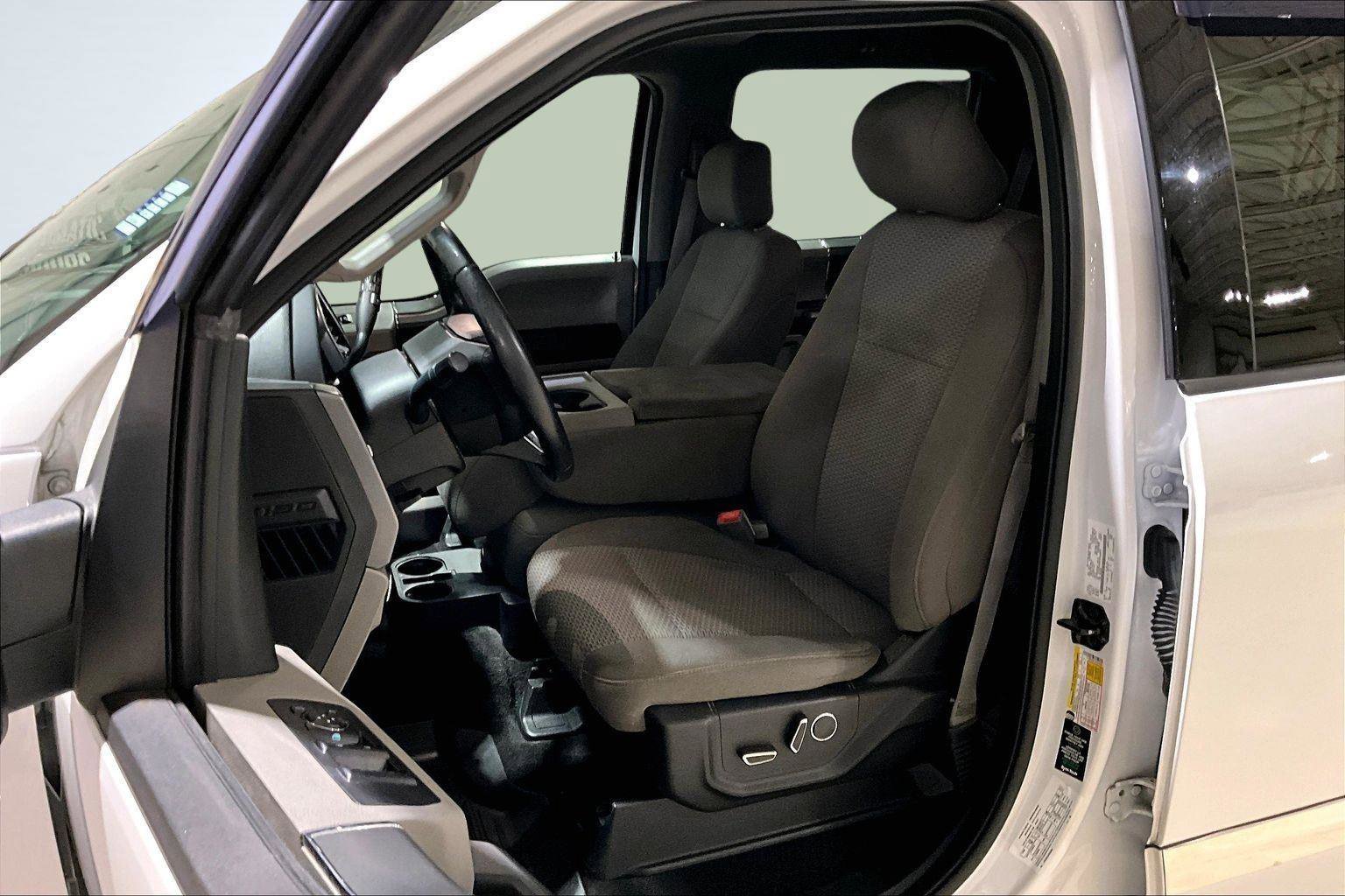 Used 2018 Ford F150 XLT w/ Equipment Group 302A Luxury image 25