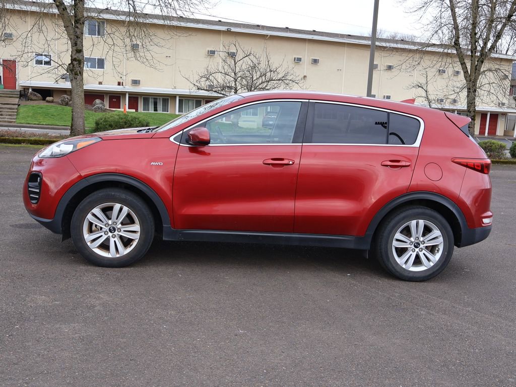 Used 2019 Kia Sportage LX image 3