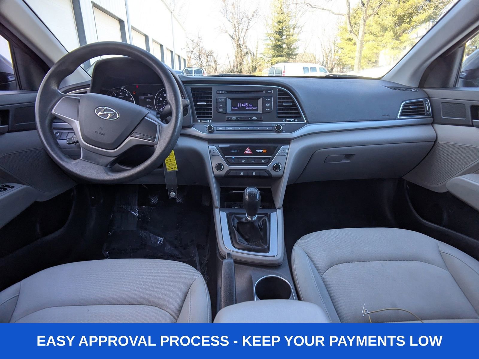 Used 2017 Hyundai Elantra SE FWD image 21
